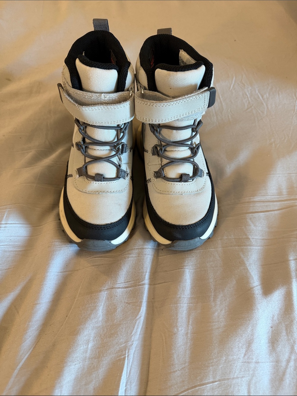 Cat & Jack White and Black Kids Ankle Winter Boots